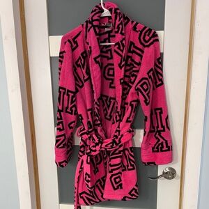 PINK Victoria's Secret Hot Pink & Black Logo Plush Robe